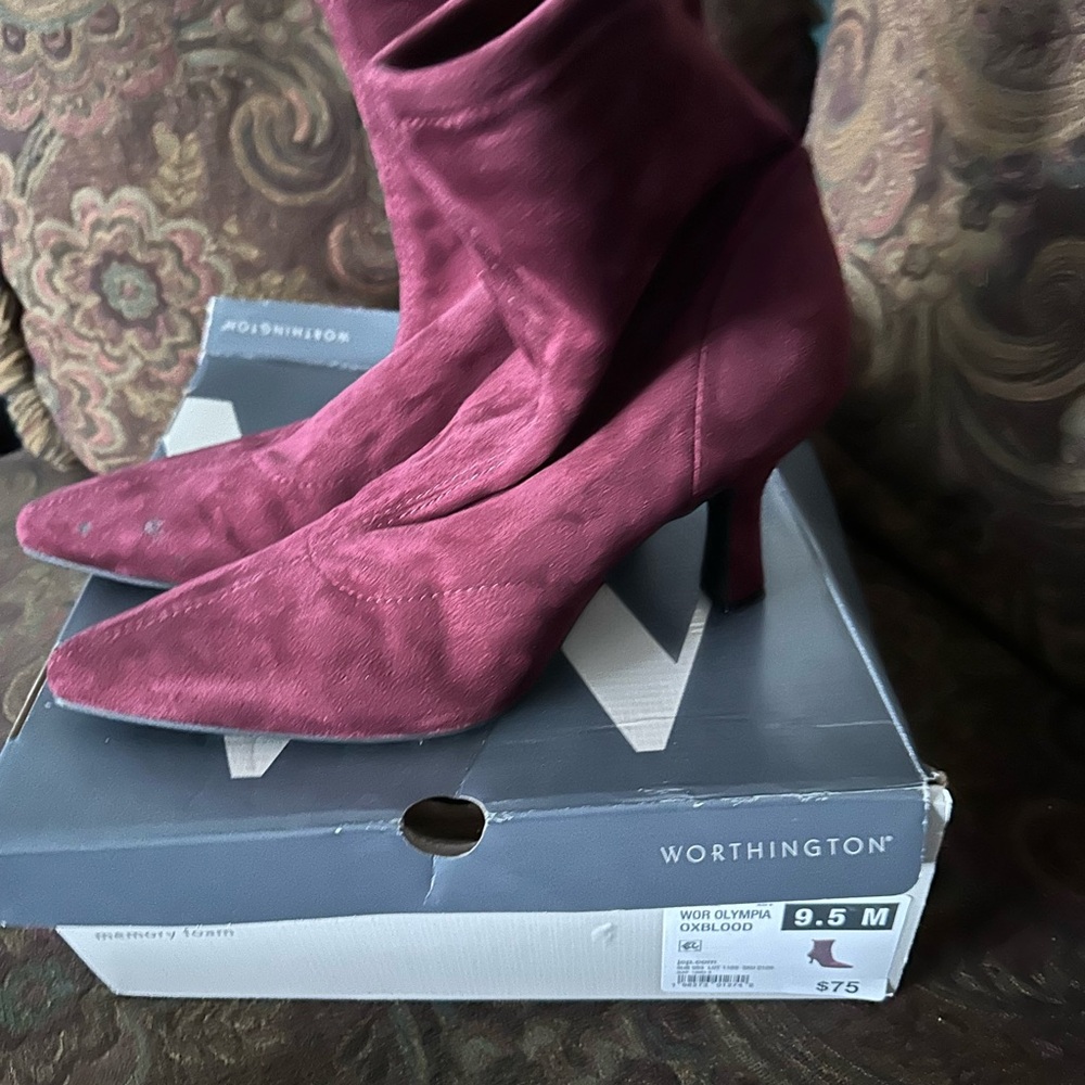 Worthington Women's Plum/Oxblood Heeled Boots